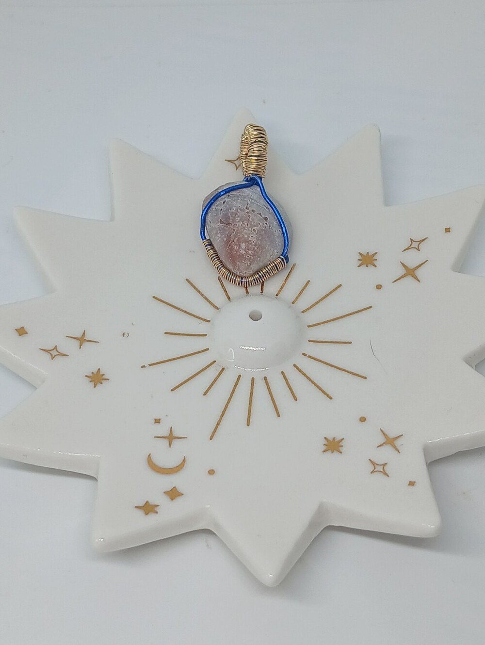 Beutifull Teardrop Sea Shell Wrapped in Blue and Gold Copper Wire